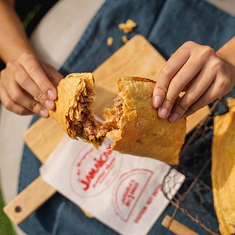 Jamaican Pattie Baked Beef Pinatubo 1pc